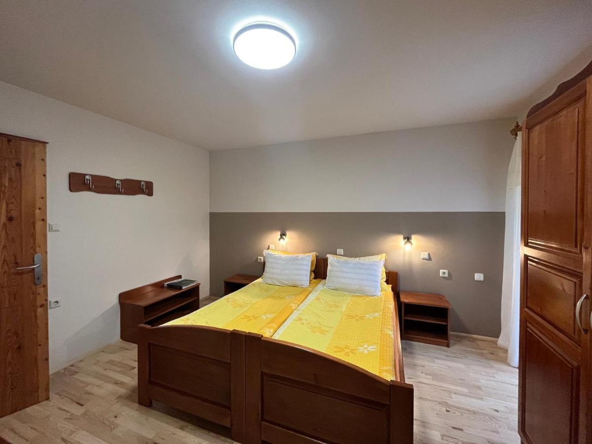 Na Logu - Farm Stay Ambroz Gregorc Solčava Buitenkant foto
